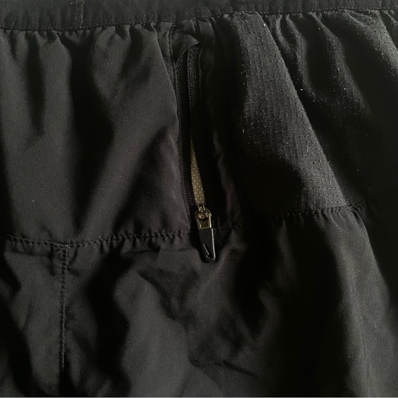 Black Nike “running” shorts size small. Summer style. gym/ athlesure - Picture 5 of 5
